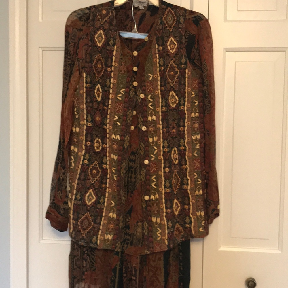 3 pieces out fit